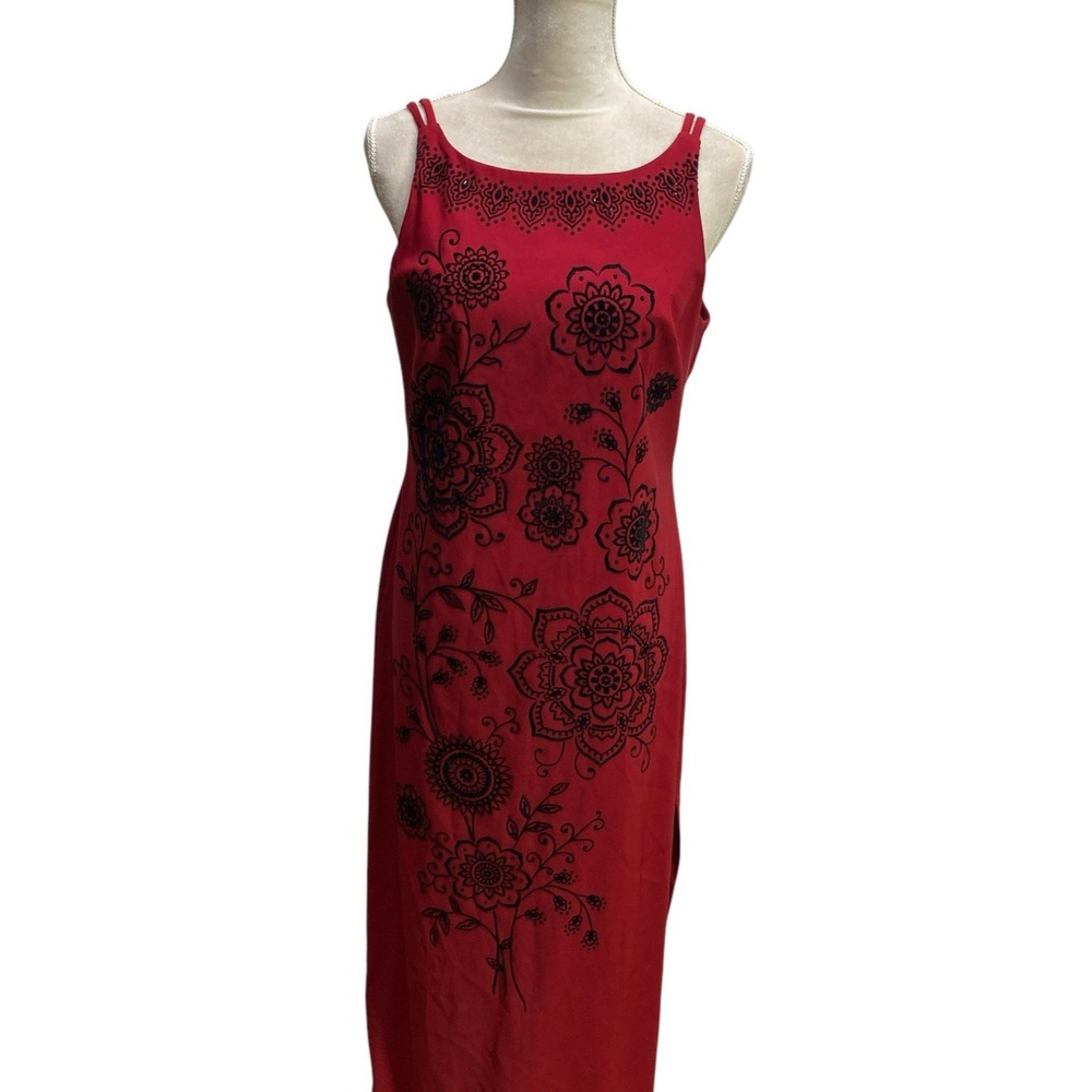 VTG CDC Dress Red Black Velvet Embroidered Womens size 8 Slit Lined Party